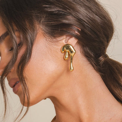 BOUCLE D'OREILLES FASHION UN MOTIF DE CHAQUE COTE