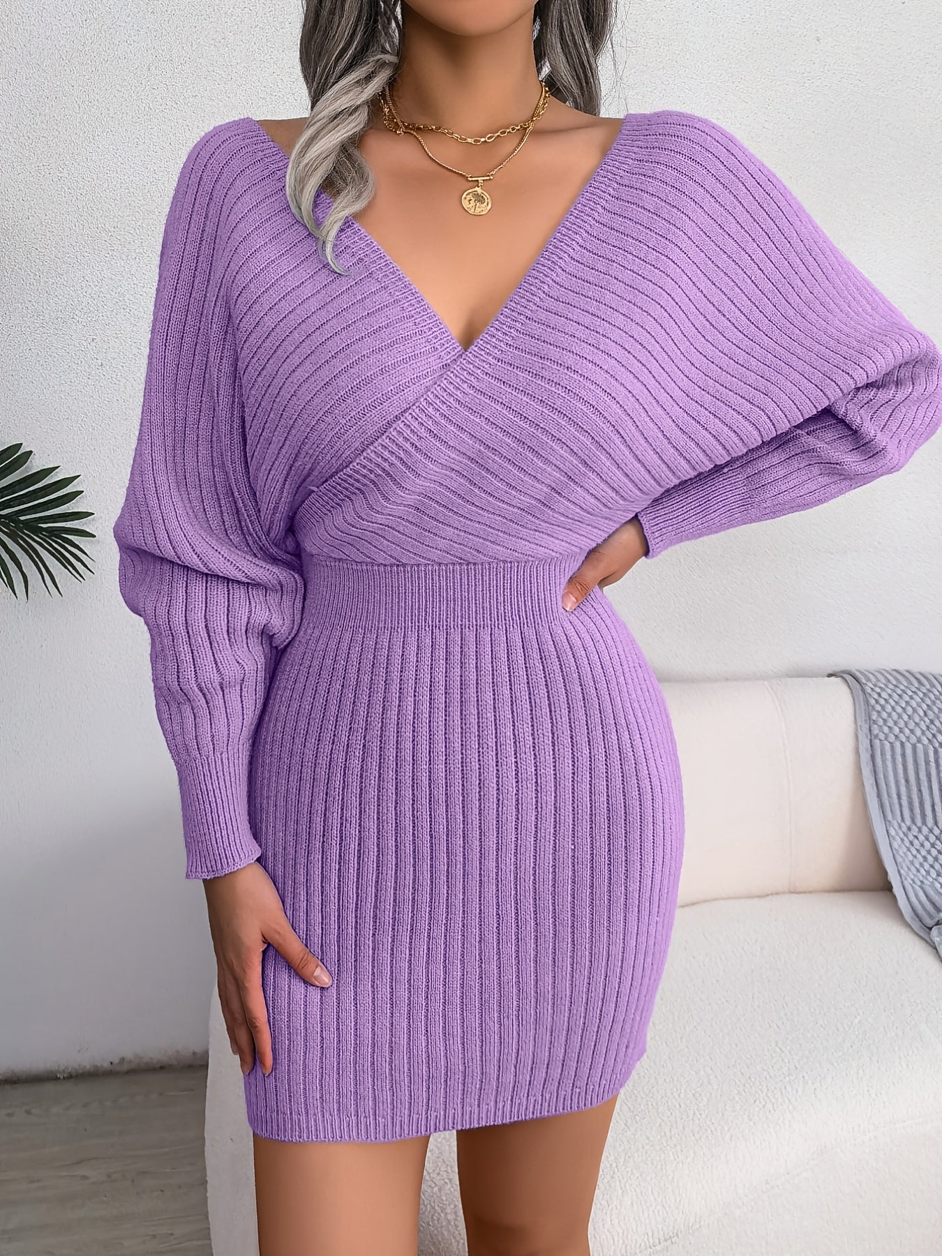 Robe Pull Croisée – Décolleté V & Manches Chauve‑Souris