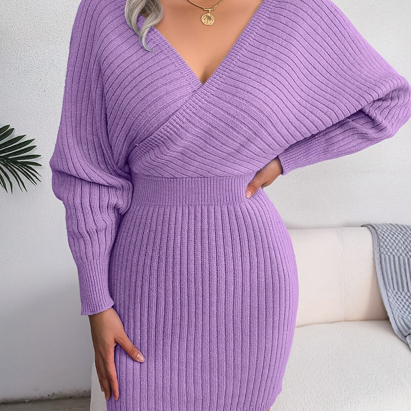 Robe Pull Croisée – Décolleté V & Manches Chauve‑Souris